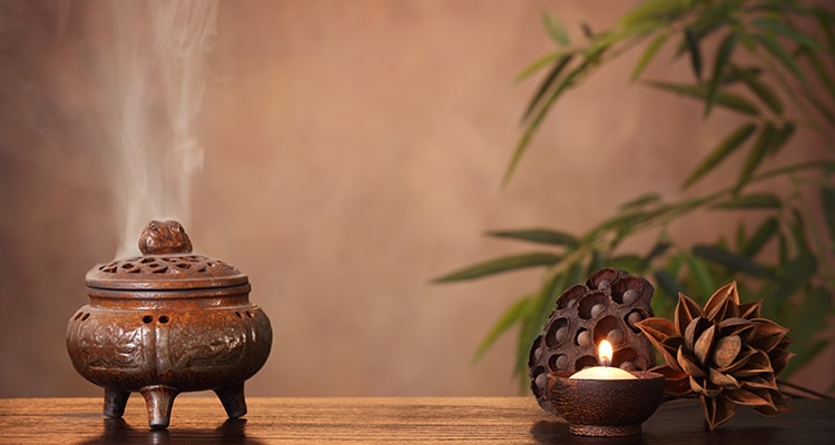 An image of an incense burner - part of Mahayana Buddhist practice